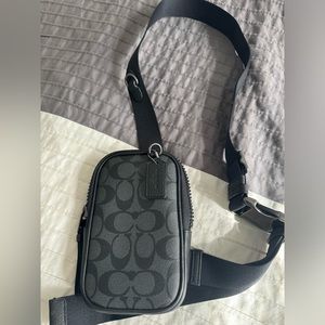 Multifunction Phone Pack In Signature Canvas-Black